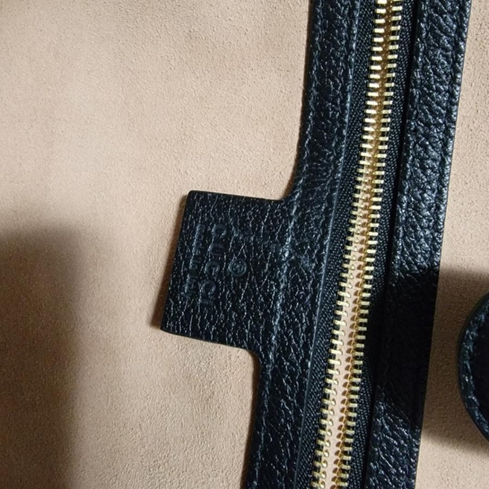 Gucci Bag - Picture 8 of 12